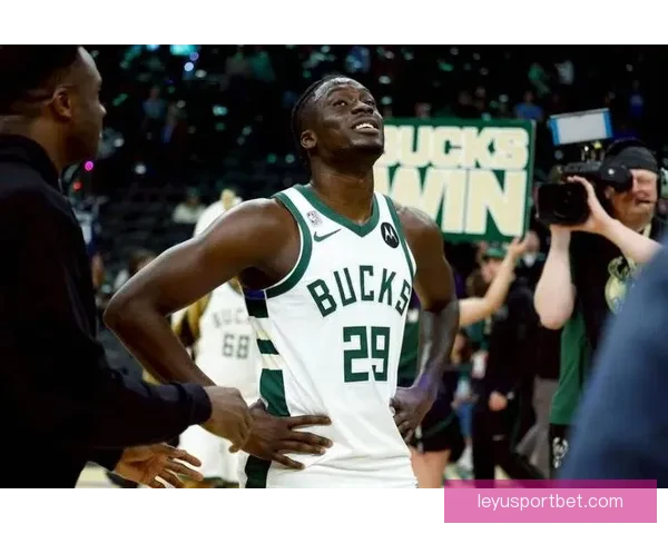 字母弟弟亚历克斯首秀圆梦上场体验令人难以置信